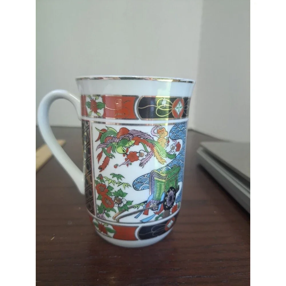 heritage mint imari porcelain has tiny